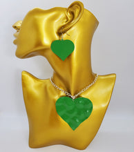 Load image into Gallery viewer, Silver Chain with Green Heart Necklace and Earrings Set
